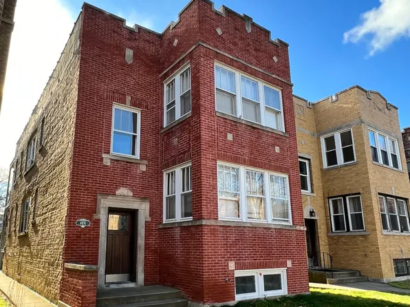 4831 Wright Ter, Skokie, IL 60077