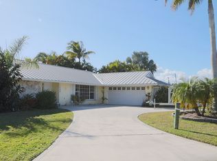 1209 SW Dyer Point Rd, Palm City, FL 34990