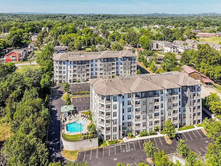 The Residence at Old Hickory Lake — Photo 8