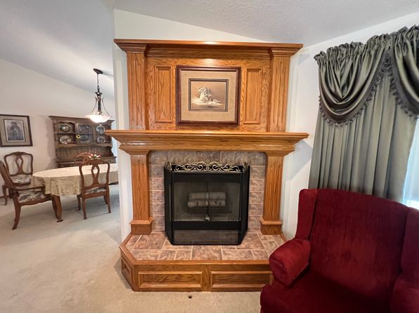 622 N Prairie Creek Ct