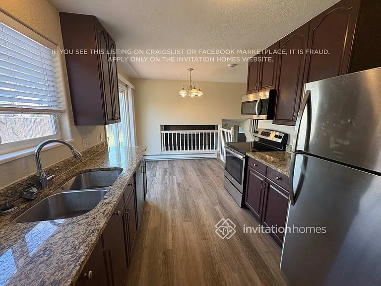 10885 Grange Creek Dr — Photo 7