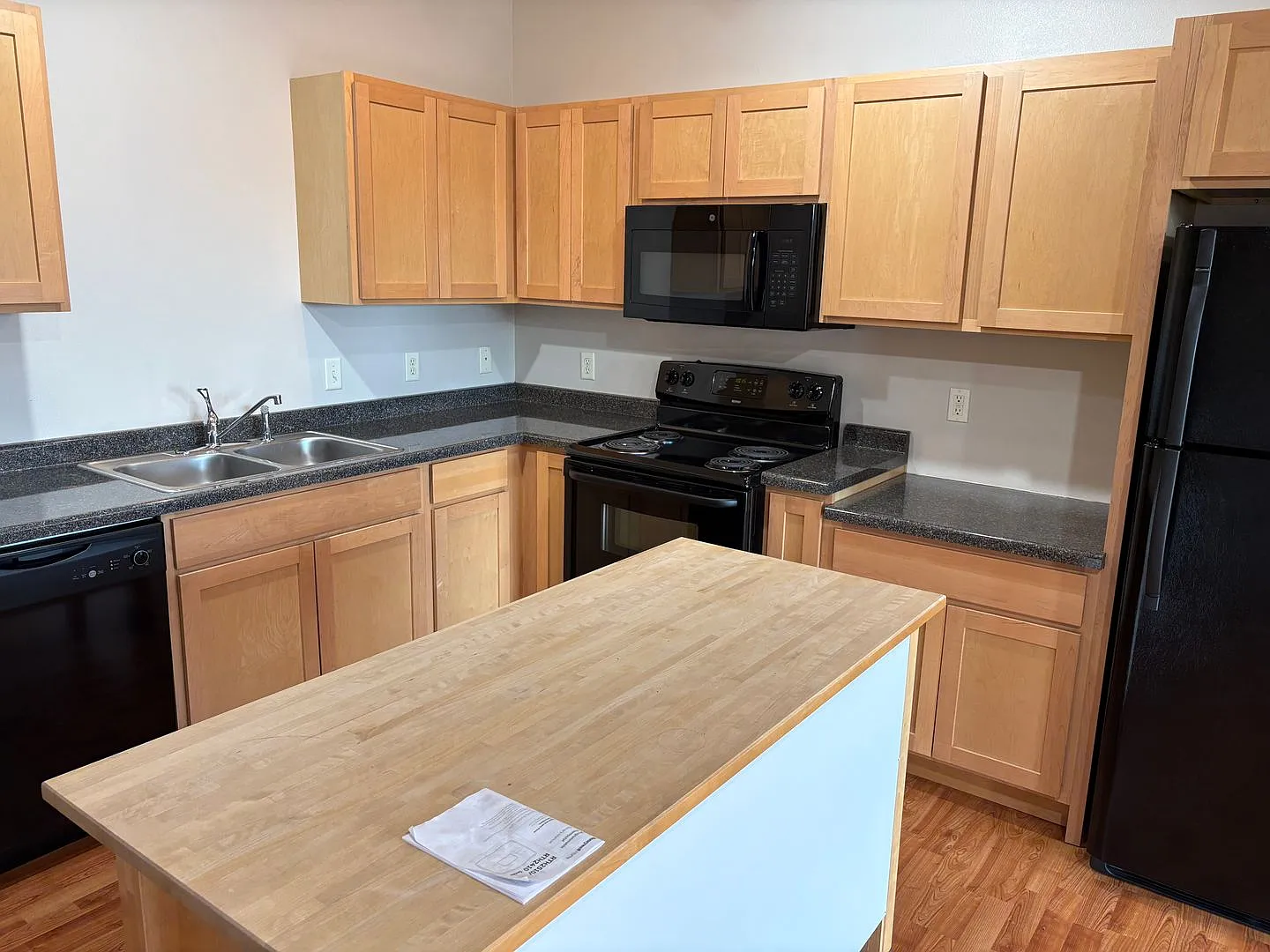 315 Riverfront Terrace — Photo 3