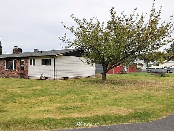 2nd image of 100 Ventura Dr