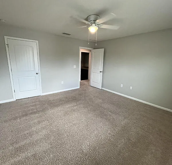 4905 Kensington Ln — Photo 4