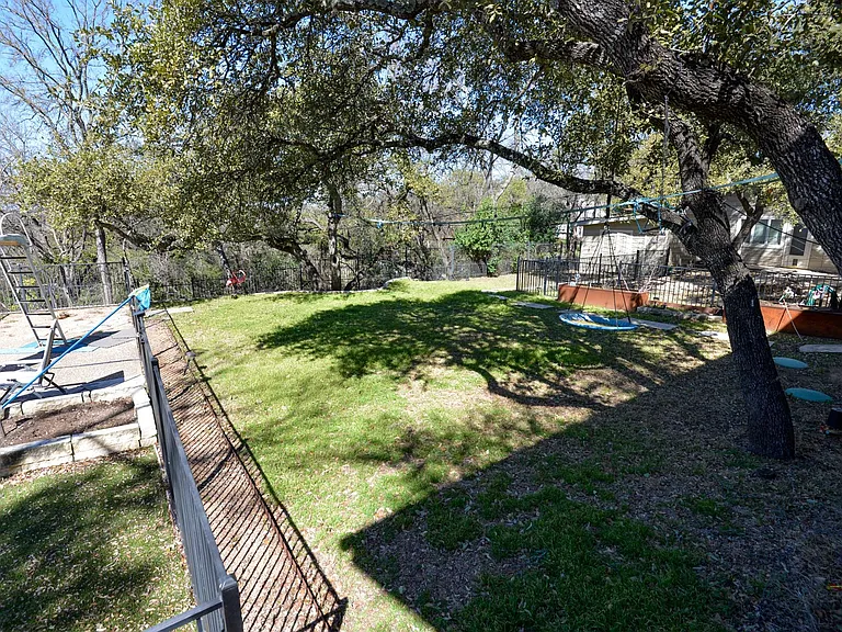 10710 D K Ranch Rd — Photo 3