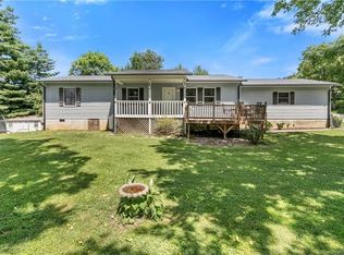 145 McFalls Rd, Asheville, NC 28805