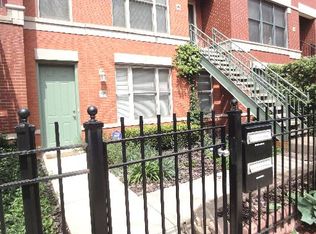 1356 W Fillmore St #A, Chicago, IL 60607