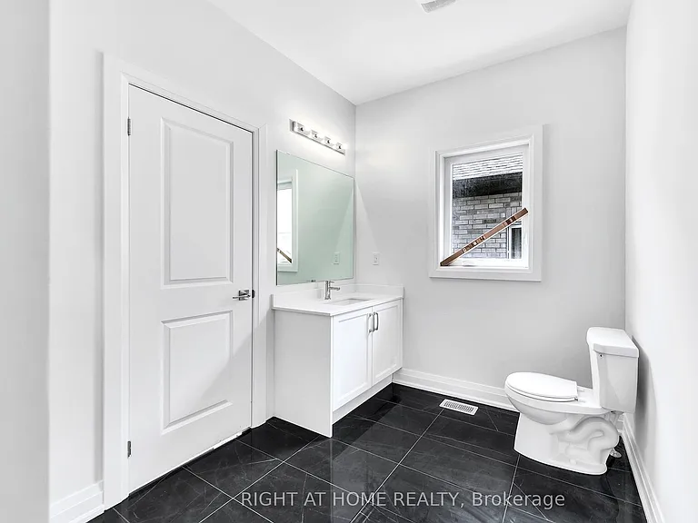 3 Speciosa St #UPPER — Photo 29
