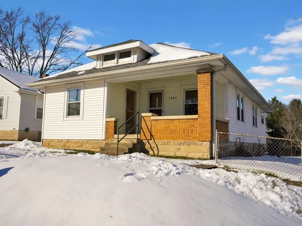 1809 11th St, Bedford, IN 47421