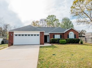 303 Mount Zion Rd, Bonaire, GA 31005