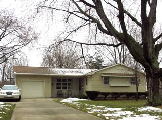 1906 21st Ave, Sterling, IL 61081