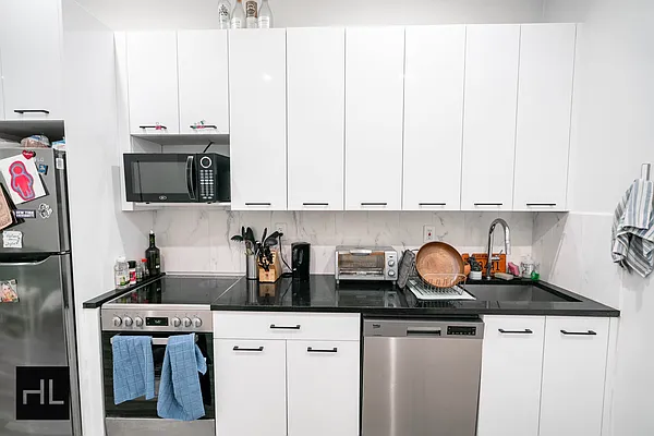 Rented by Highline Residential | media 8