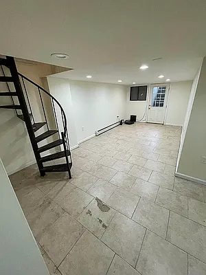 Rented by Skyhigh Realty NYC LLC | media 12