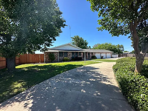 10680 Cleveland Ave Photo 1