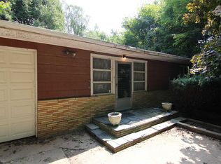 41 Smith Rd, Ridge, NY 11961