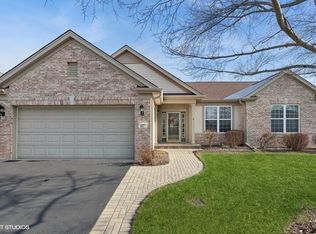 607 Tuscan Vw, Elgin, IL 60124