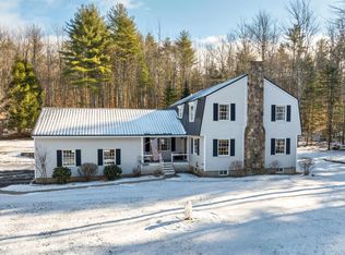 14 Effingham Rd, Ossipee, NH 03864