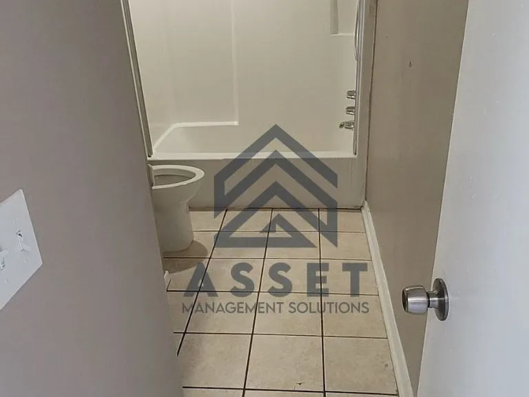7217 Edenborough Dr — Photo 18
