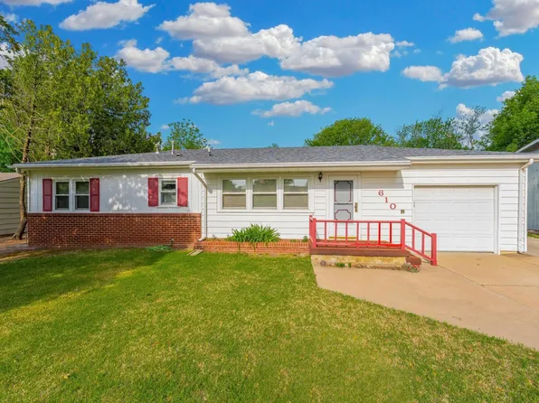 610 Morningside Dr, Wellington, KS 67152