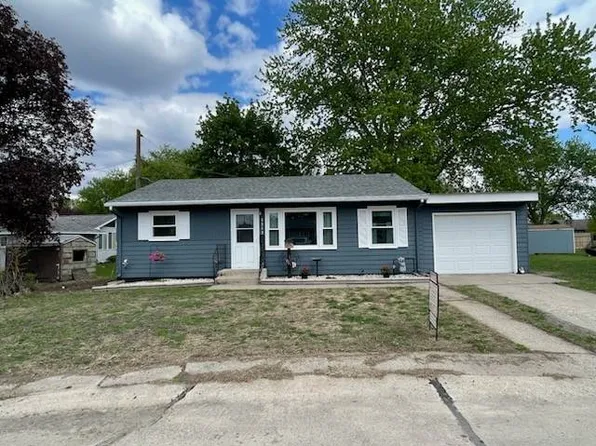 1313 Circle Dr, Sac City, IA 50583