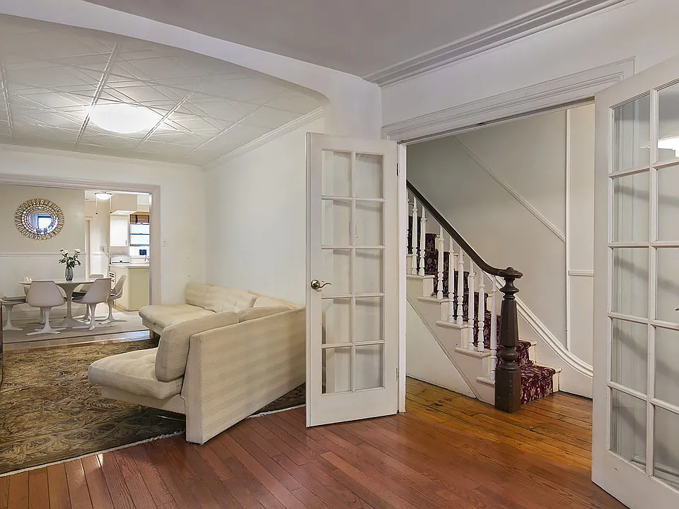 163 Carroll St #1
