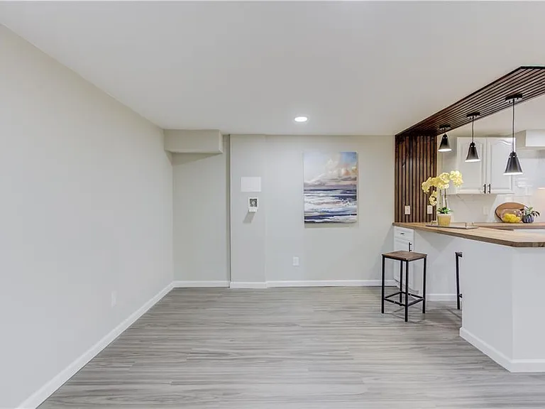 154 Huston Dr — Photo 9