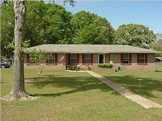 1st image of 4956 Camellia Dr