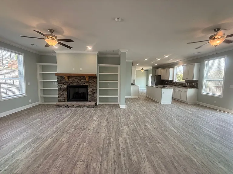 631 Imogene Dr — Photo 3