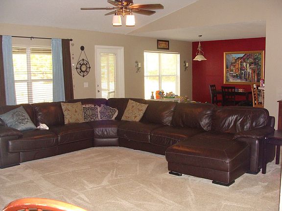 Family Room, Breakfast Nook in back