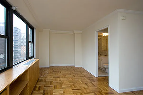 Rented by GoodRock Realty | media 18