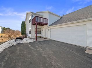 410 Pine White Rd #102B, Roscoe, IL 61073