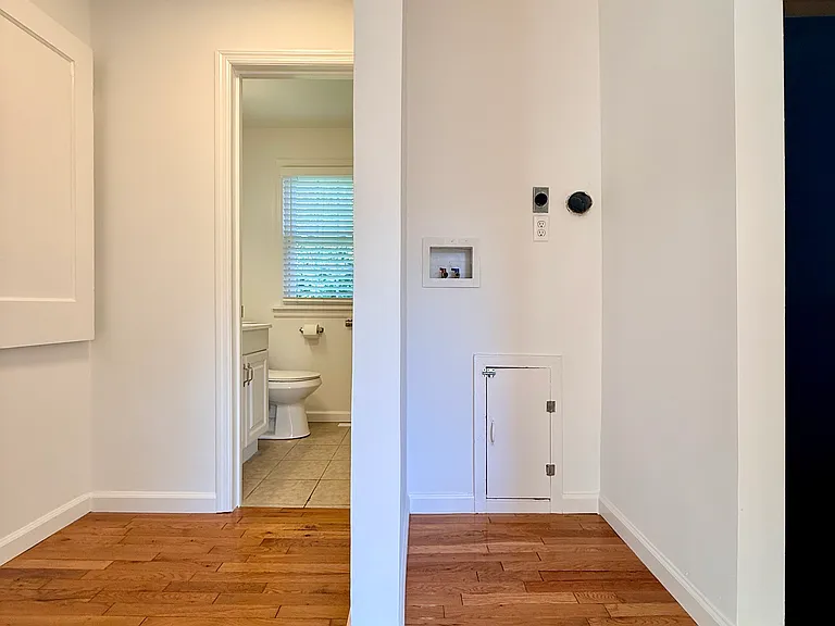 1040 Ashwood Pl — Photo 10