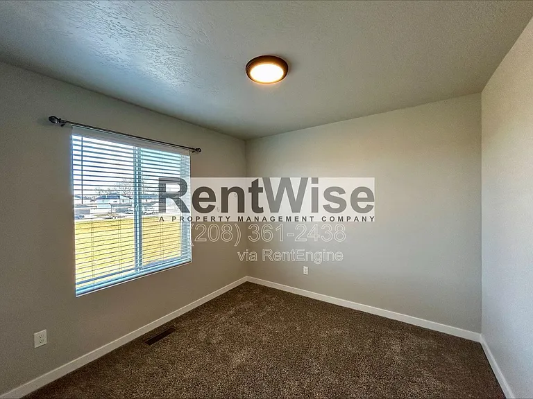 3474 W Remembrance Dr — Photo 11