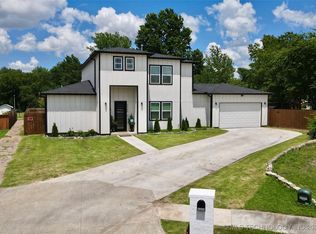 3309 S 116th East Pl, Tulsa, OK 74146