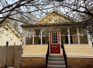 898 Randolph Ave, Saint Paul, MN 55102