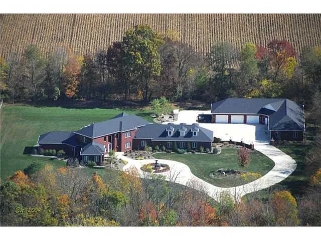 1937 N County Road 425 E photo 1