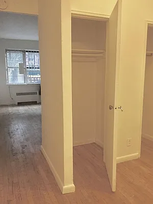 Rented by Compass | media 10