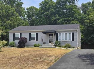38 Hilltop Ln, Egg Harbor Township, NJ 08234