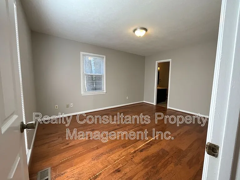 123 Arcaro Dr — Photo 9