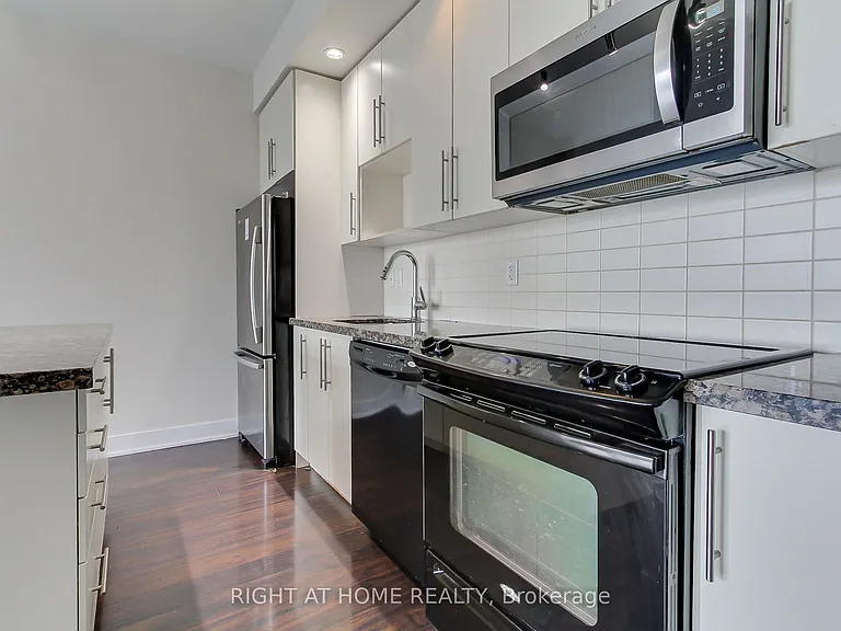28 Linden St #1405 — Photo 19