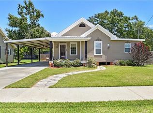 806 State St, Jennings, LA 70546