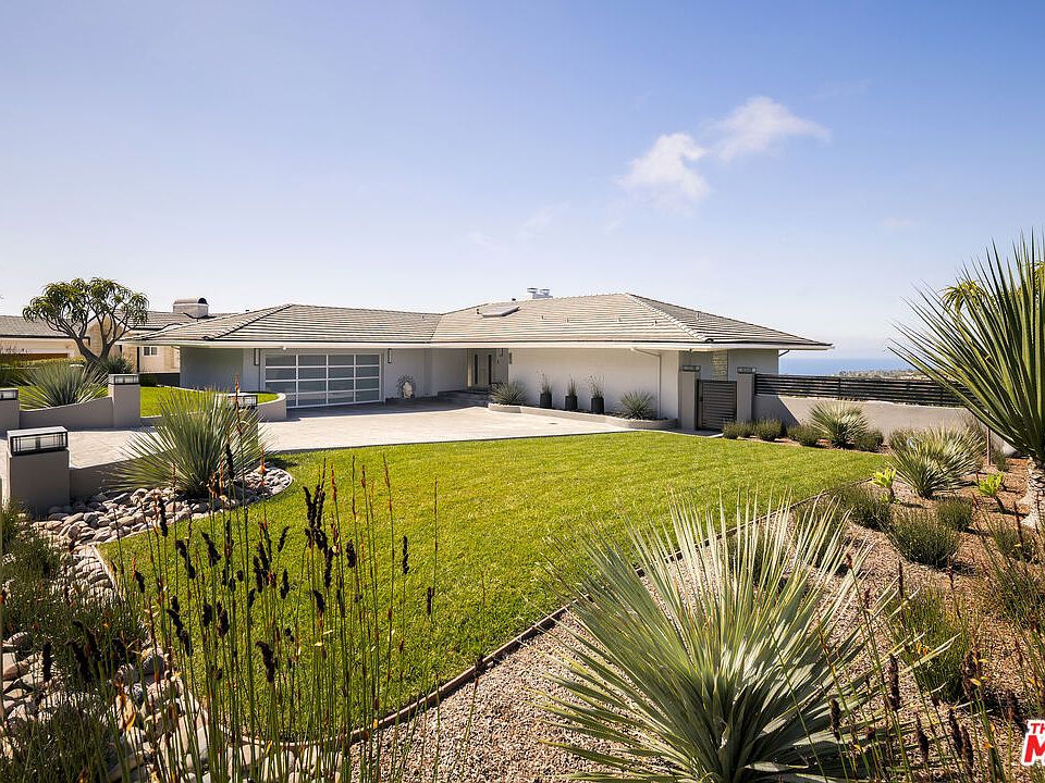 1st image of 30043 Matisse Dr