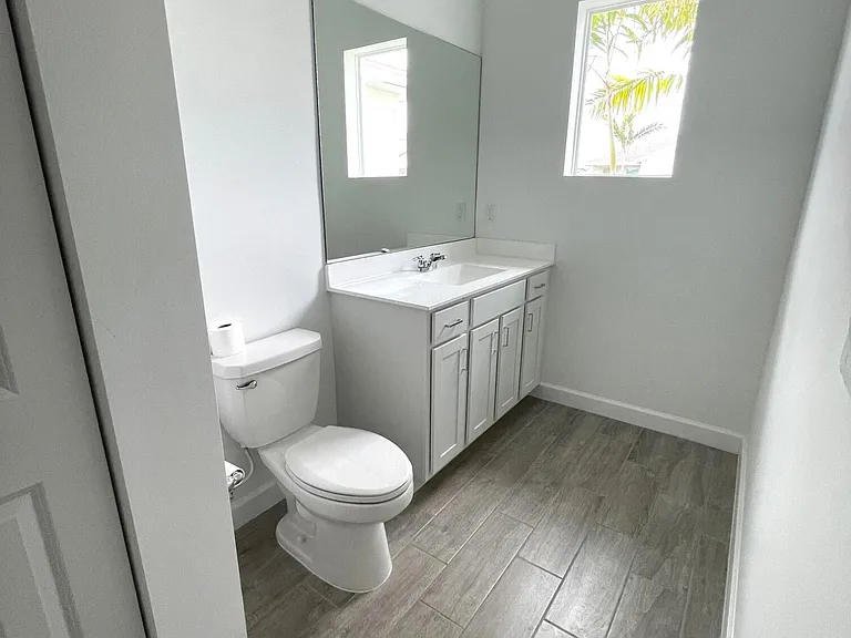 13419 Noble Dr — Photo 22