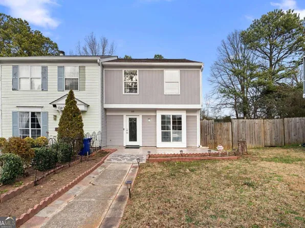 3177 Shadow Walk Ln, Tucker, GA 30084