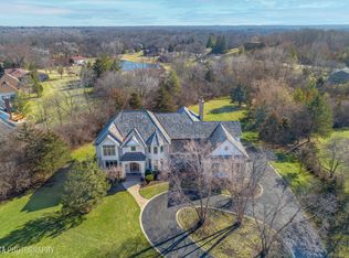 70 Arboretum Ct, North Barrington, IL 60010