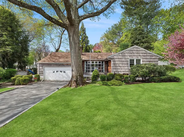 23 Fox Ridge Lane, Locust Valley, NY 11560