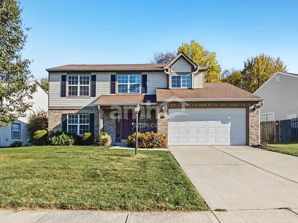 6295 Valleyview Dr, Fishers, IN 46038