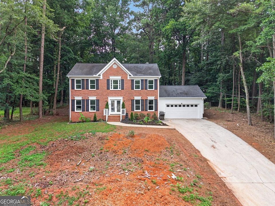1st image of 535 Woodrow Dr