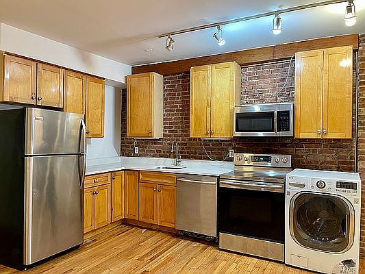 2nd image of 521 W 149th St #1A