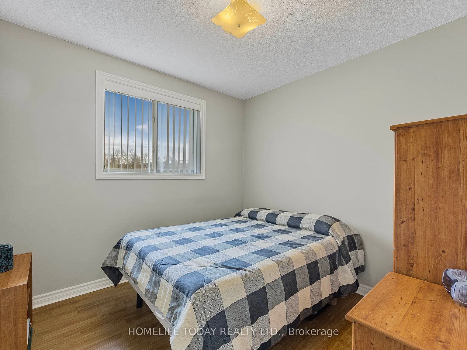 3 bed, 1650 sqft, $2,350 — Photo 4